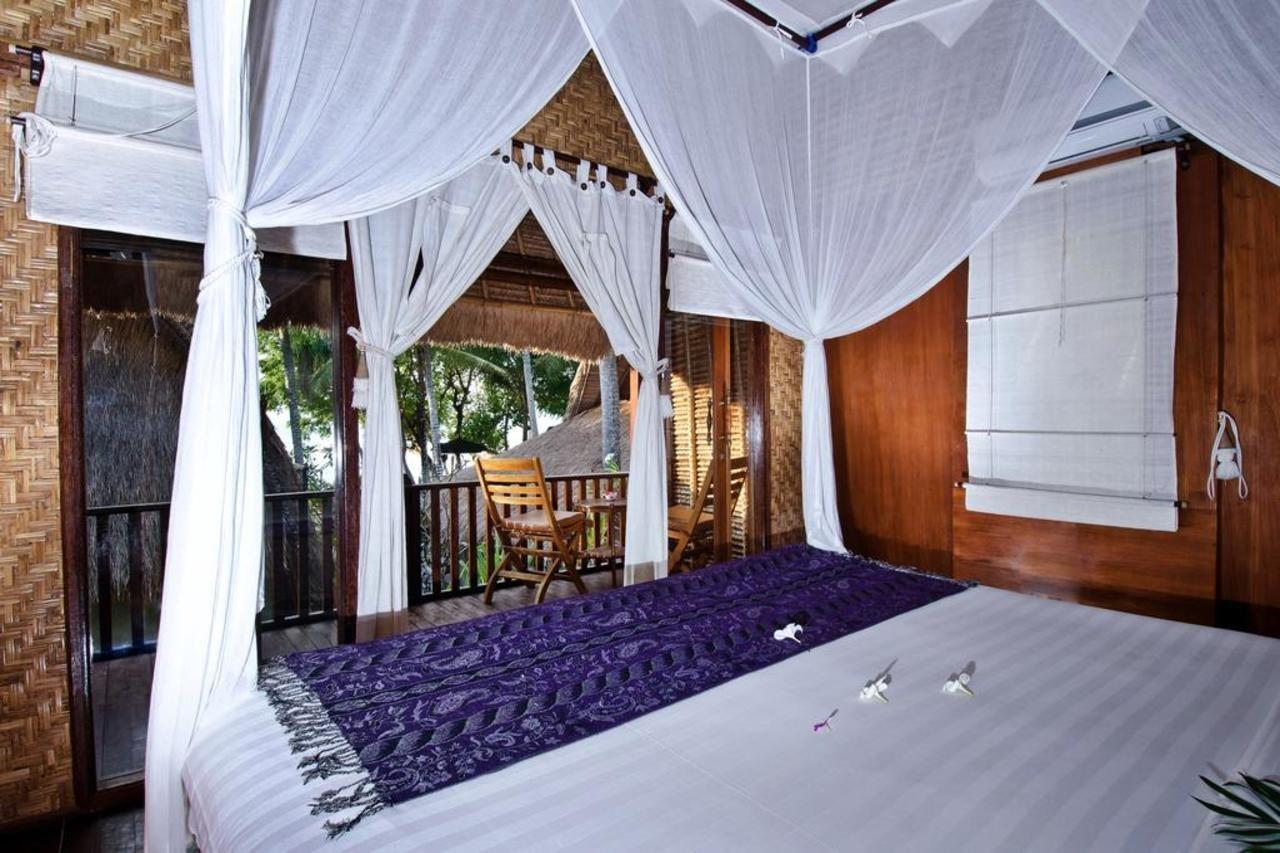 Lumbung Bali Huts Hotel Nusa Lembongan  Exterior photo